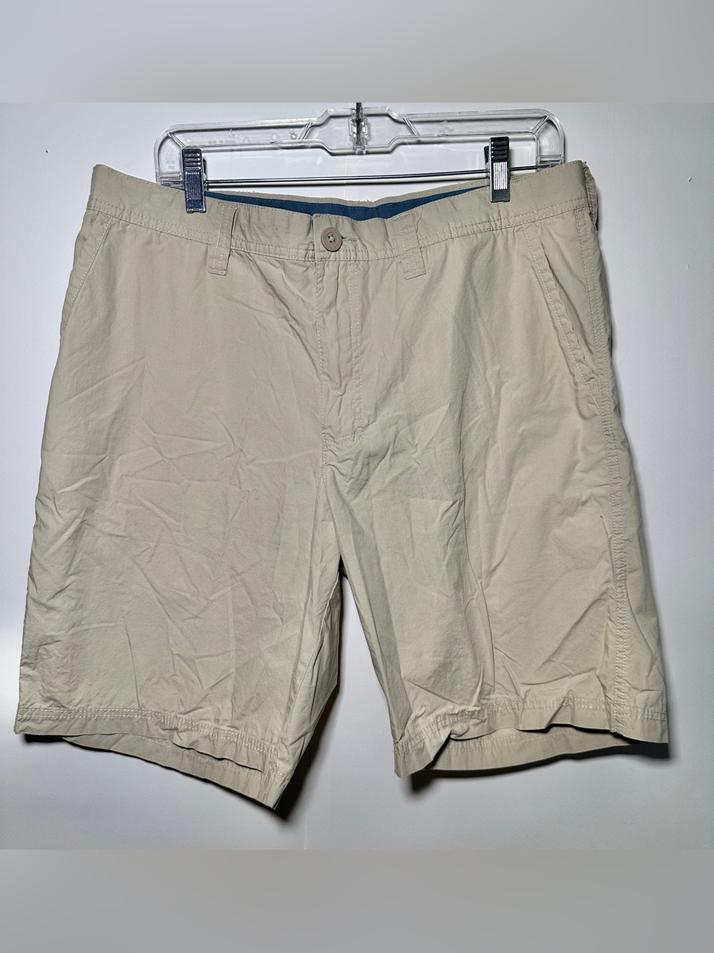 Columbia Men's Light Khaki Athletic Shorts